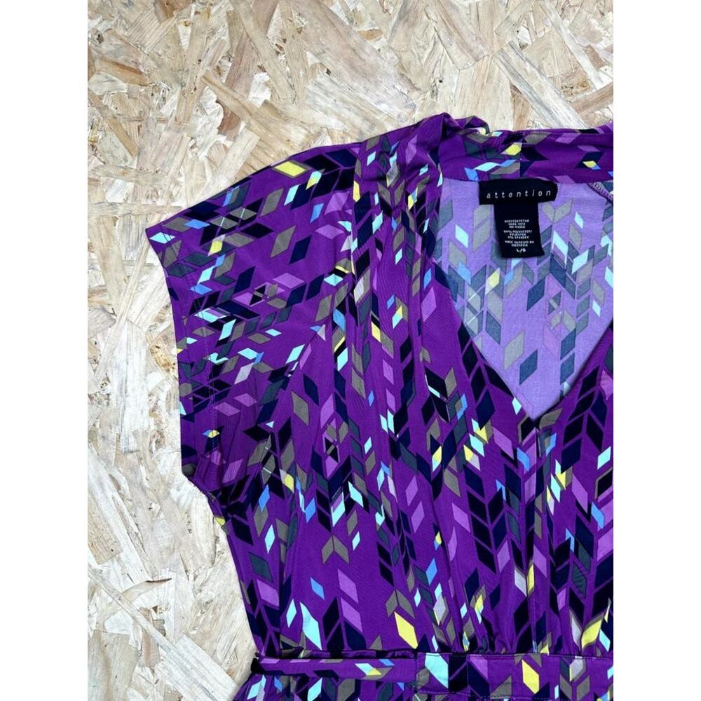 Attention Womens Purple Geometric Blouse Size Large Cap Sleeve V-Neck Belted Top - Picture 5 of 16